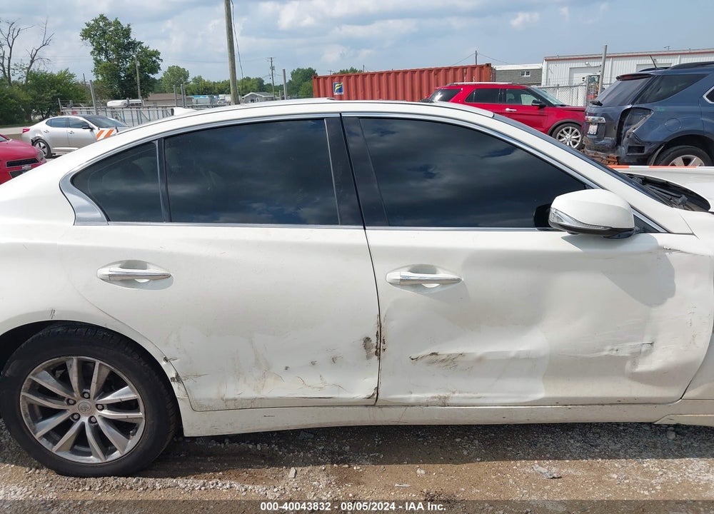 2017 INFINITI Q50 3.0T PREMIUM VIN: JN1EV7AR7HM830575