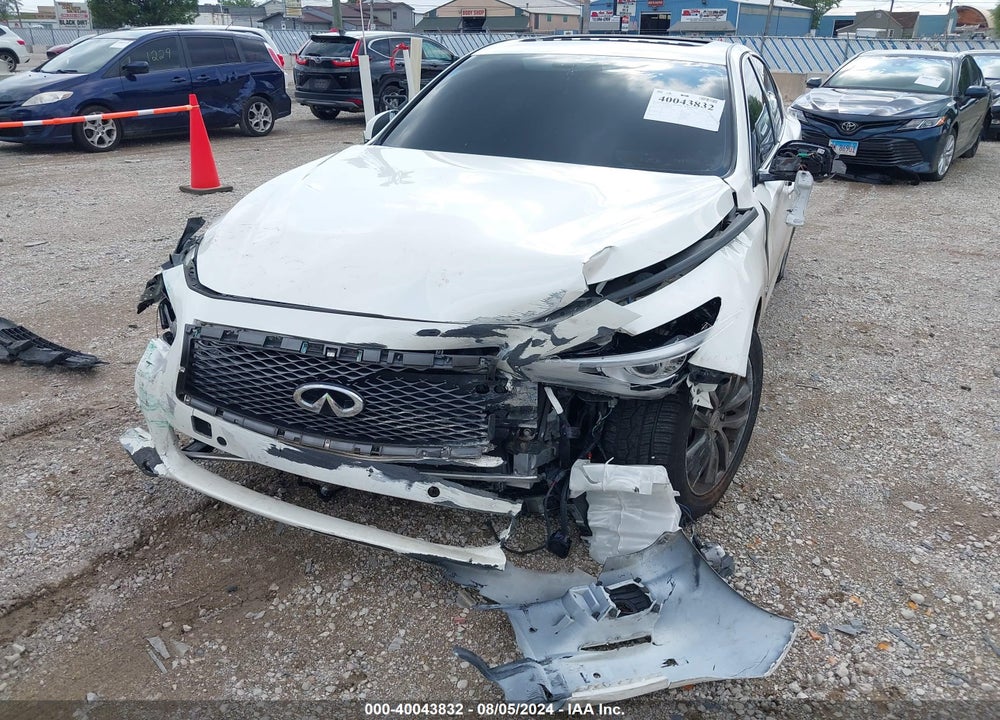2017 INFINITI Q50 3.0T PREMIUM VIN: JN1EV7AR7HM830575