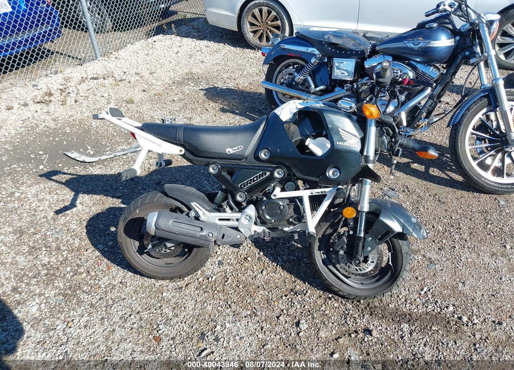 2023 HONDA GROM 125 VIN: MLHJC9213P5105986