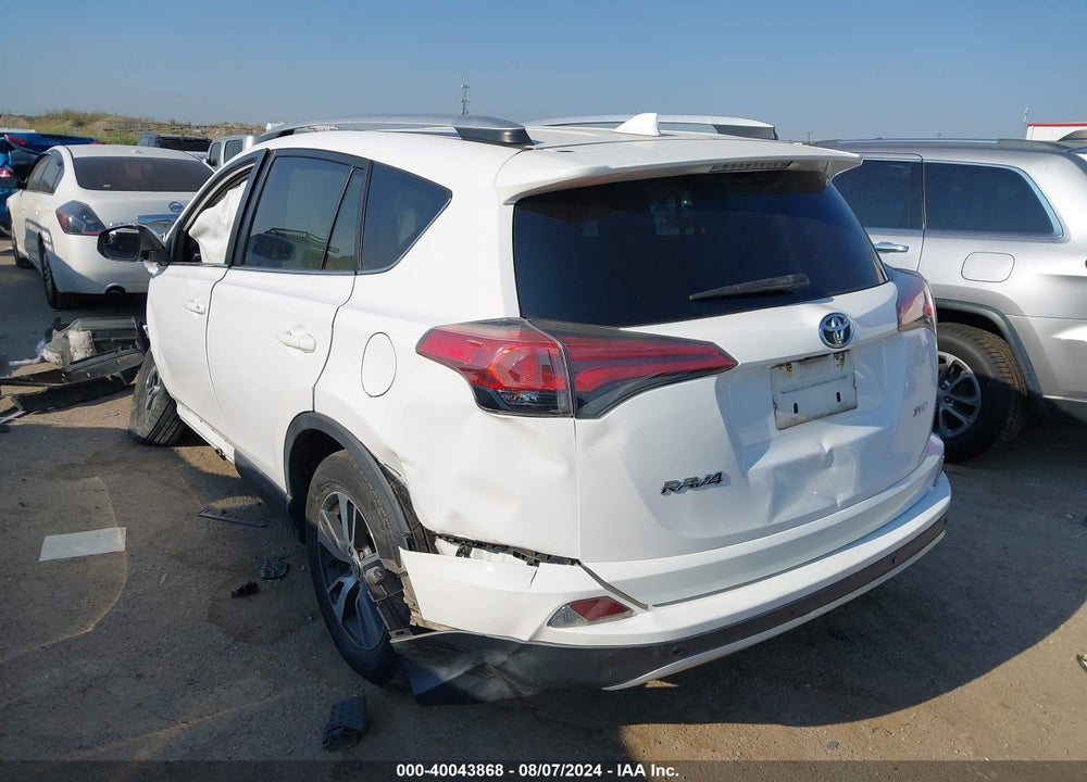 2016 TOYOTA RAV4 XLE VIN: 2T3WFREV4GW280187