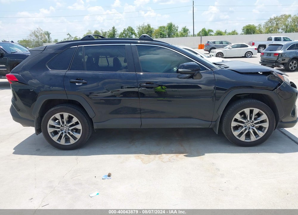 2023 TOYOTA RAV4 XLE PREMIUM VIN: 2T3C1RFV4PW252423