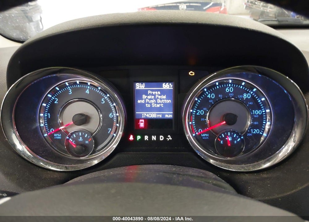 2011 CHRYSLER TOWN & COUNTRY TOURING-L VIN: 2A4RR8DGXBR704793