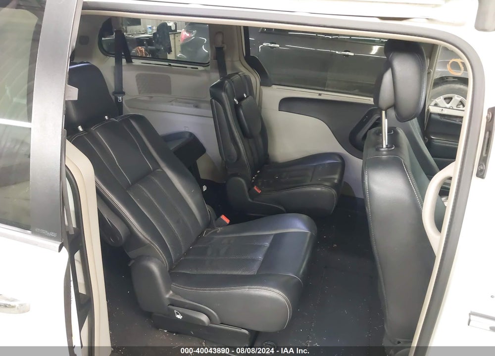 2011 CHRYSLER TOWN & COUNTRY TOURING-L VIN: 2A4RR8DGXBR704793