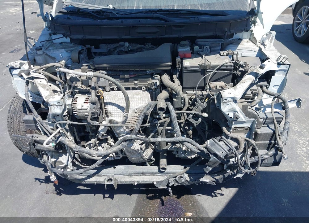 2018 NISSAN ROGUE S VIN: KNMAT2MT0JP594044