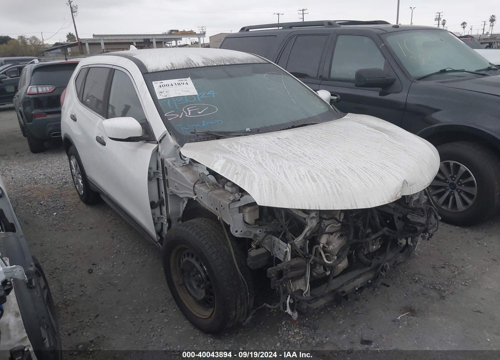 2018 NISSAN ROGUE S VIN: KNMAT2MT0JP594044