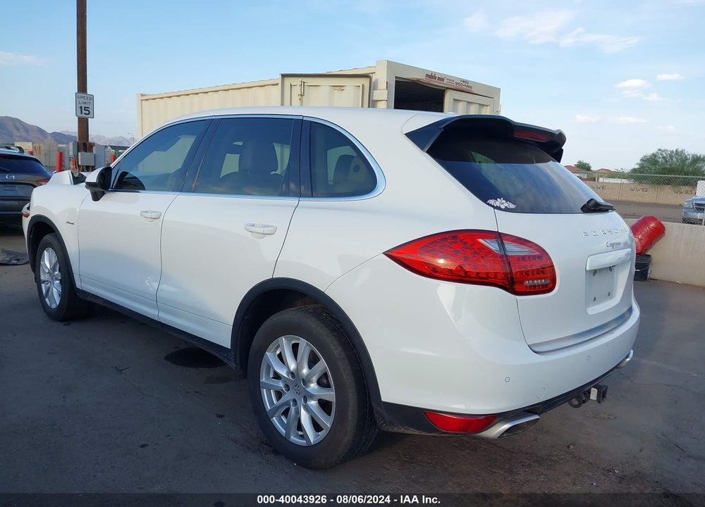 2013 PORSCHE CAYENNE DIESEL VIN: WP1AF2A29DLA41034