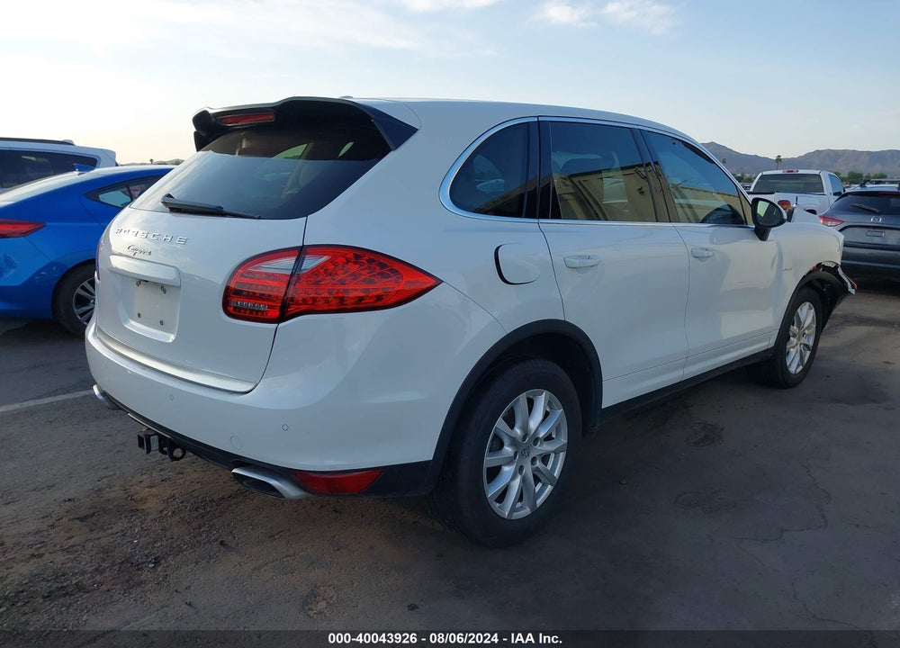 2013 PORSCHE CAYENNE DIESEL VIN: WP1AF2A29DLA41034