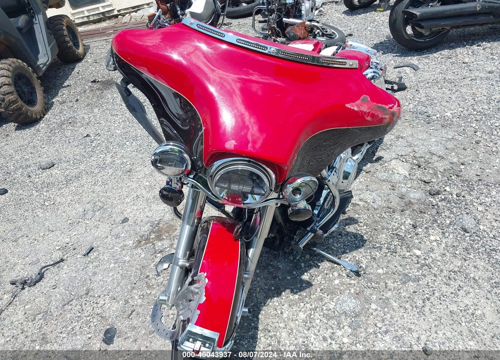 2011 HARLEY-DAVIDSON FLHTK VIN: 1HD1KEM15BB626387