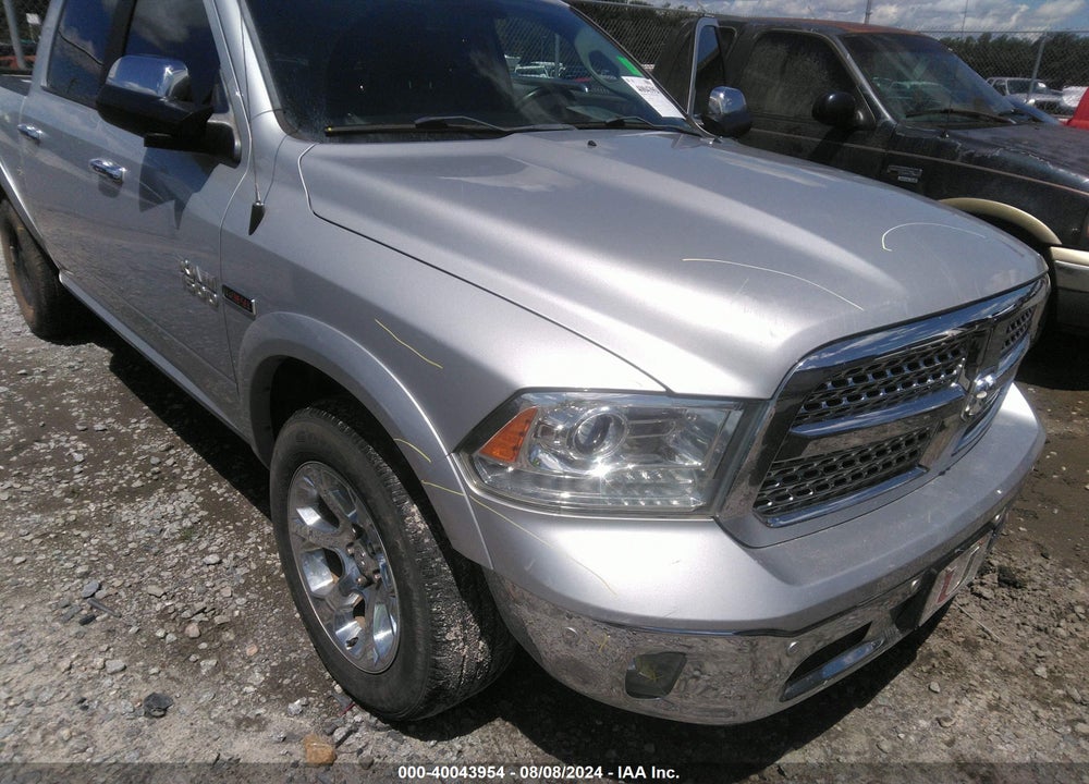 2017 RAM 1500 LAIE  4X4 5'7 BOX VIN: 1C6RR7NM2HS876965
