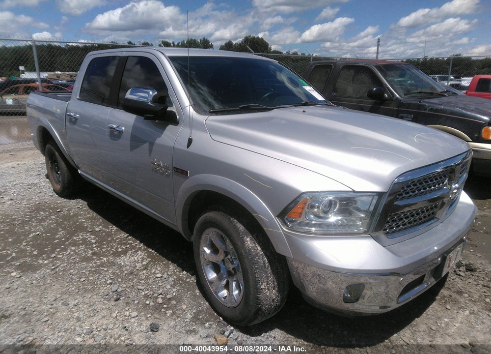 2017 RAM 1500 LAIE  4X4 5'7 BOX VIN: 1C6RR7NM2HS876965