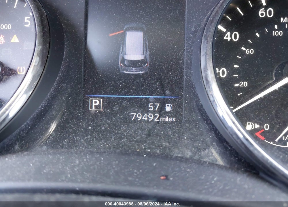 2018 NISSAN ROGUE SV VIN: KNMAT2MV6JP560062