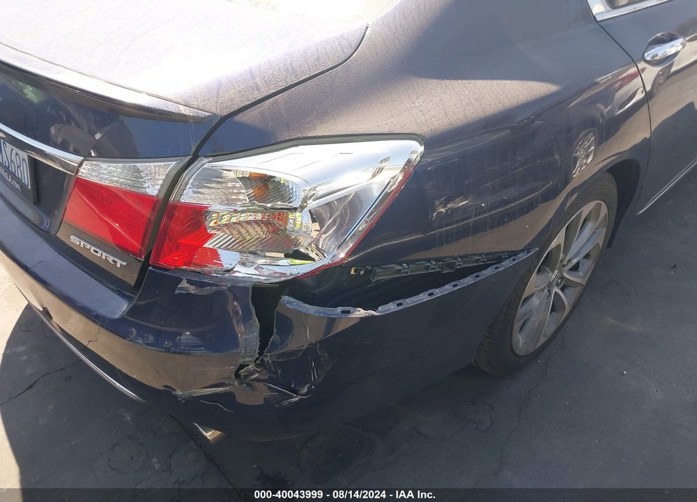 2015 HONDA ACCORD SPORT VIN: 1HGCR2F5XFA105487