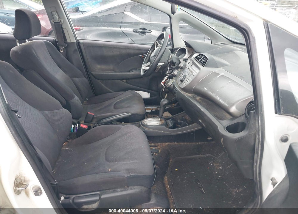 2010 HONDA FIT SPORT VIN: JHMGE8H46AC038482