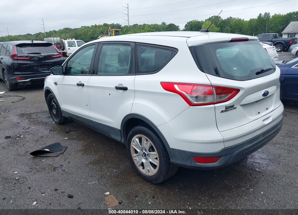 2016 FORD ESCAPE S VIN: 1FMCU0F78GUB44416