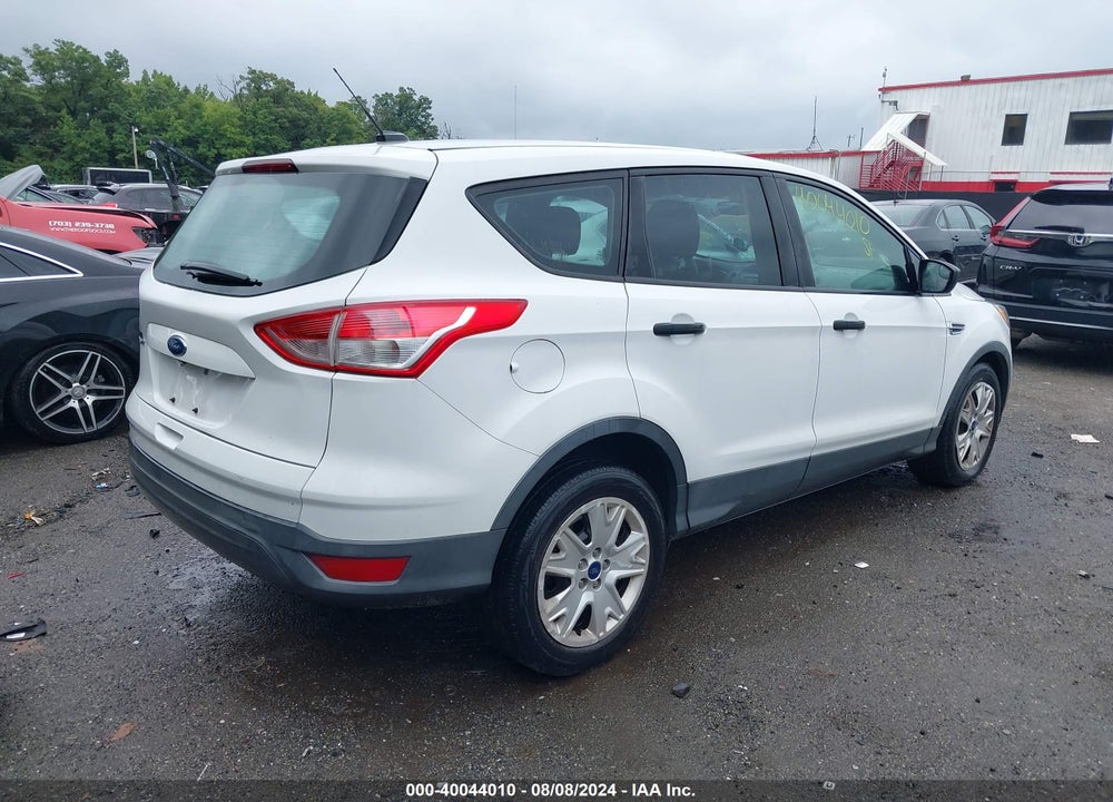 2016 FORD ESCAPE S VIN: 1FMCU0F78GUB44416