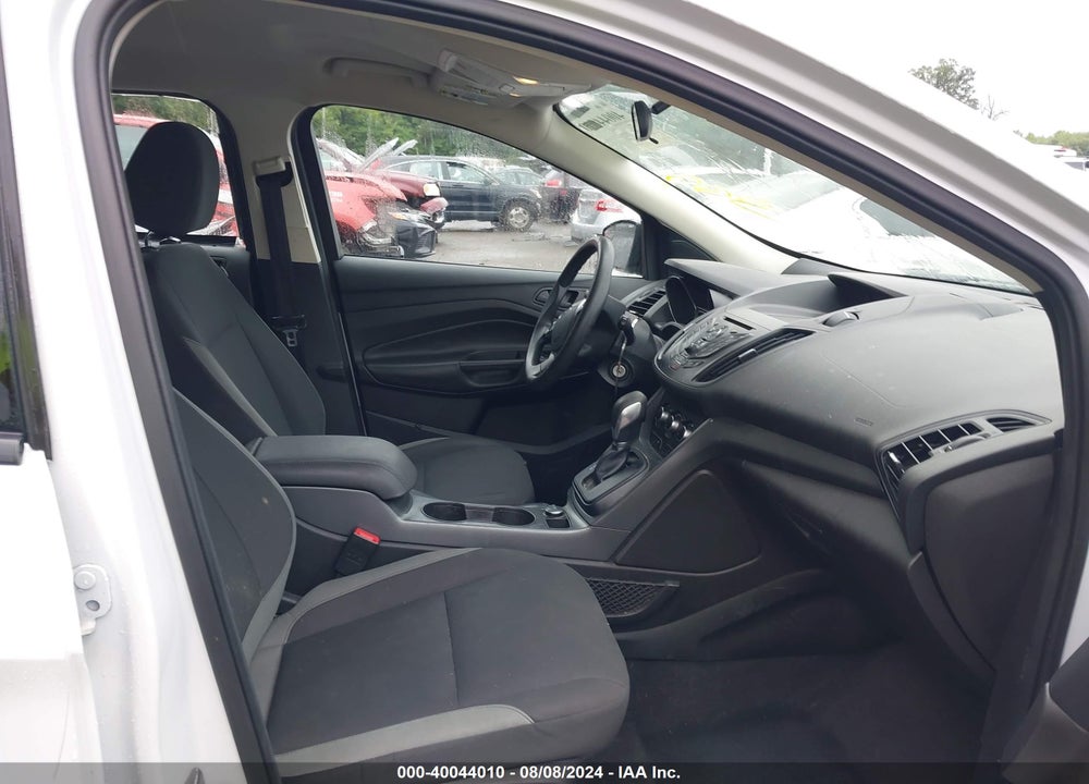 2016 FORD ESCAPE S VIN: 1FMCU0F78GUB44416
