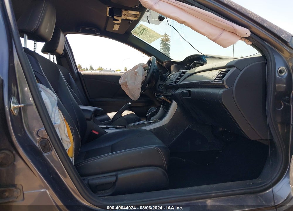 2017 HONDA ACCORD SPORT VIN: 1HGCR2F59HA054812