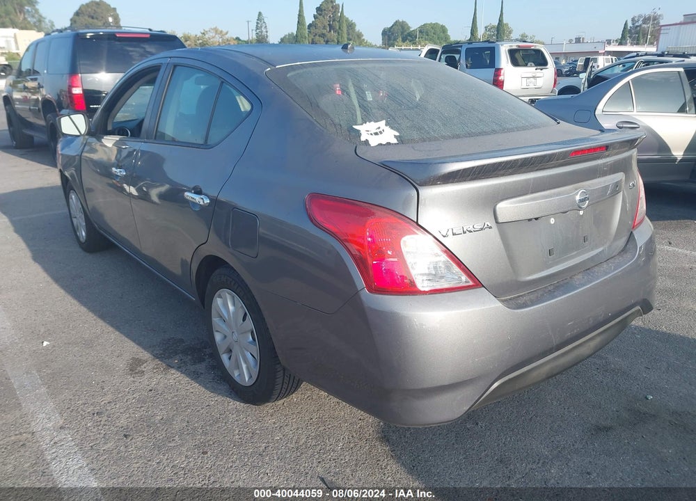 2018 NISSAN VERSA 1.6 SV VIN: 3N1CN7AP3JL886373
