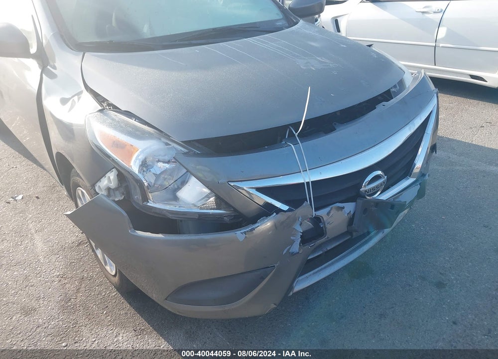 2018 NISSAN VERSA 1.6 SV VIN: 3N1CN7AP3JL886373