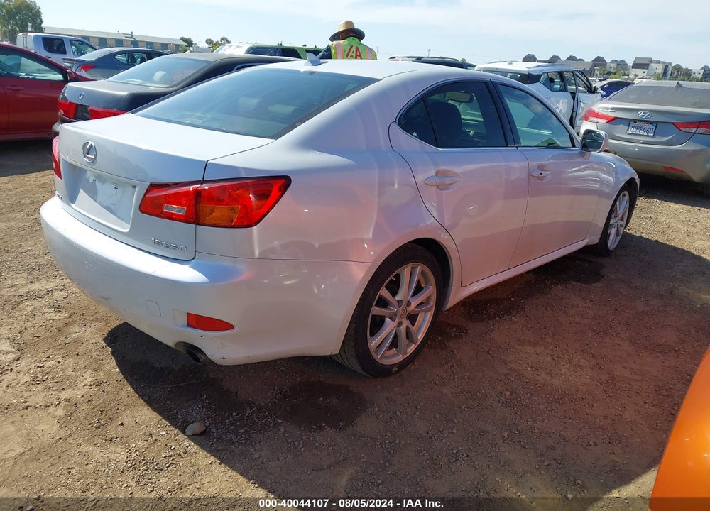 2007 LEXUS IS 250 VIN: JTHBK262X72057097
