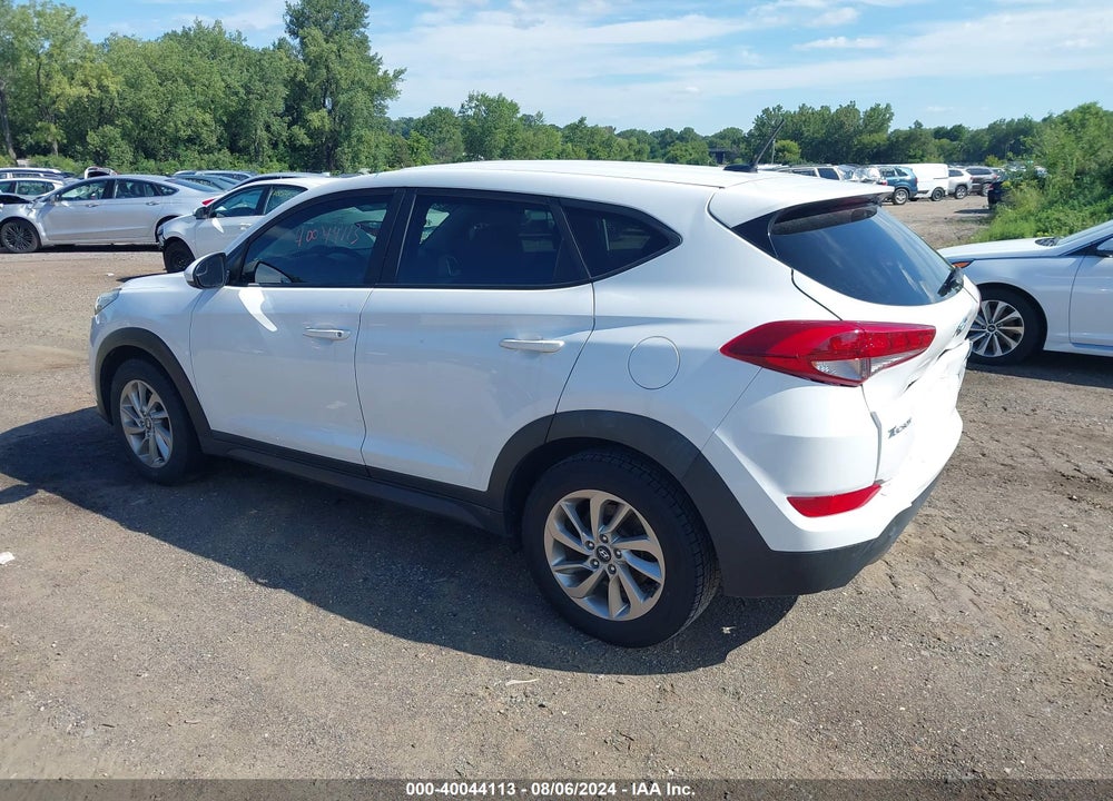 2017 HYUNDAI TUCSON SE/SE PLUS VIN: KM8J23A46HU342599