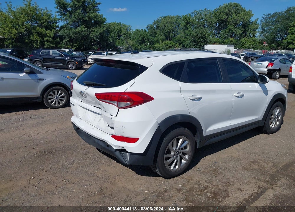 2017 HYUNDAI TUCSON SE/SE PLUS VIN: KM8J23A46HU342599