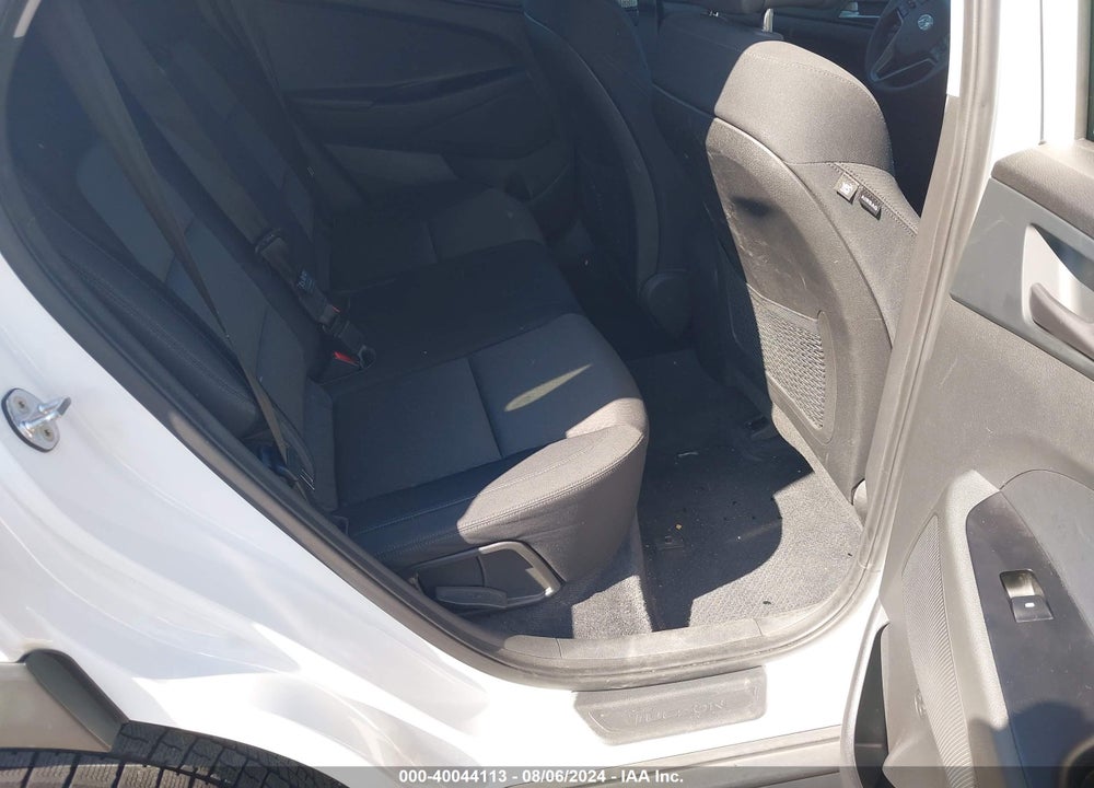 2017 HYUNDAI TUCSON SE/SE PLUS VIN: KM8J23A46HU342599