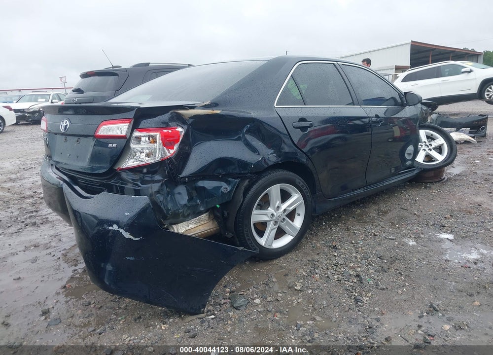 2014 TOYOTA CAMRY SE VIN: 4T1BF1FK5EU447246
