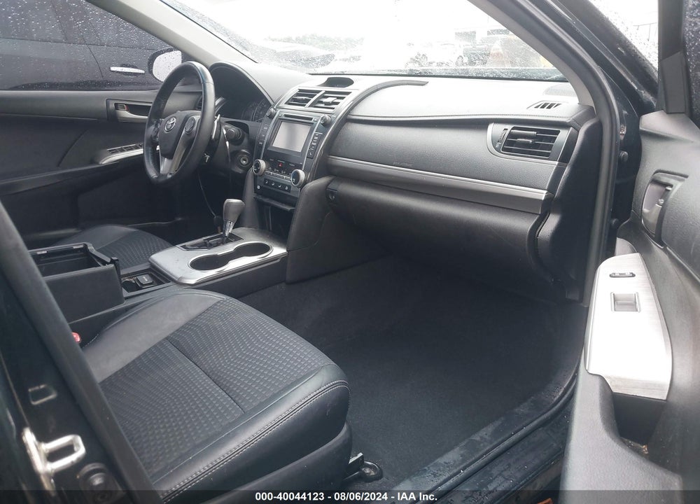 2014 TOYOTA CAMRY SE VIN: 4T1BF1FK5EU447246