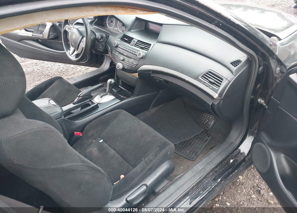 2010 HONDA ACCORD 2.4 EX VIN: 1HGCS1B78AA007153