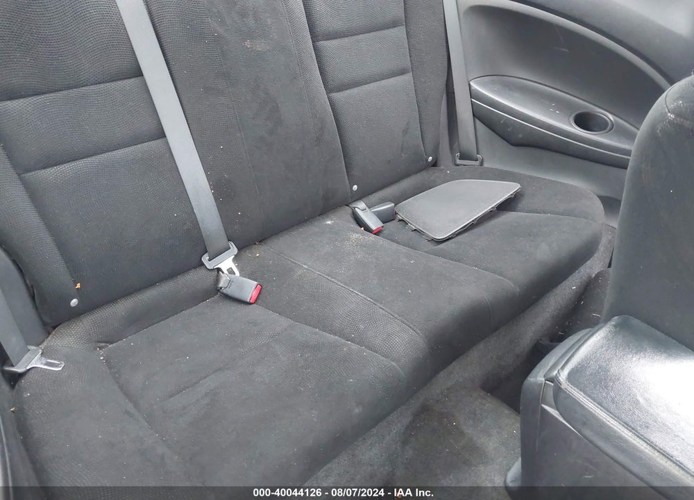 2010 HONDA ACCORD 2.4 EX VIN: 1HGCS1B78AA007153