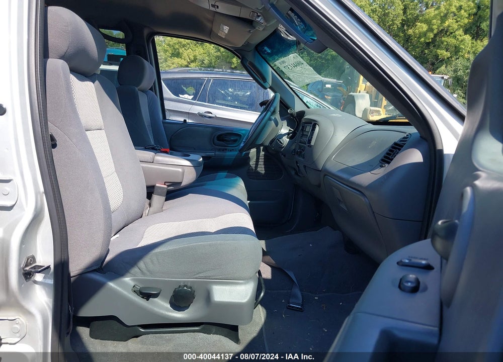 2003 FORD F-150 LARIAT/XLT VIN: 1FTRW08L83KC00377