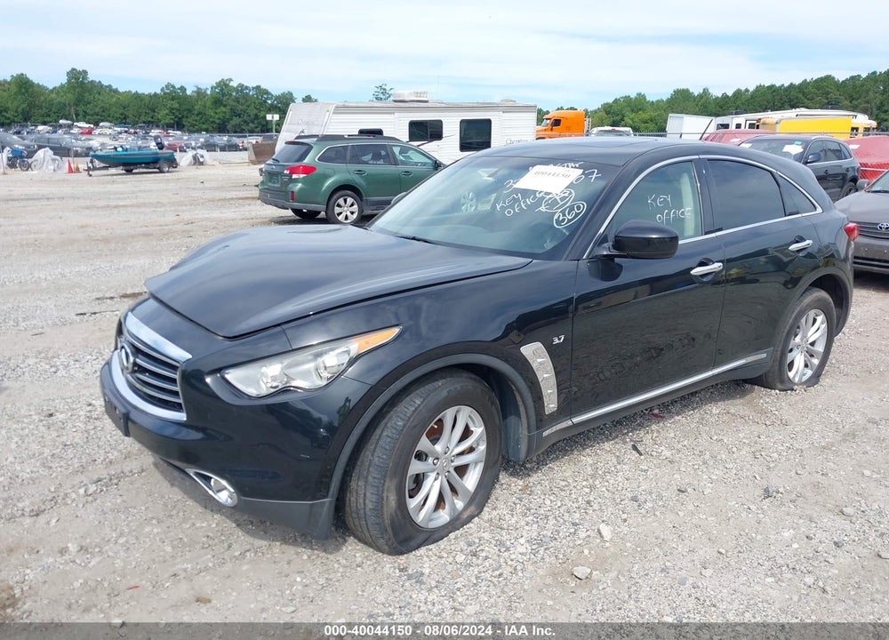 2016 INFINITI QX70 VIN: JN8CS1MW3GM751371