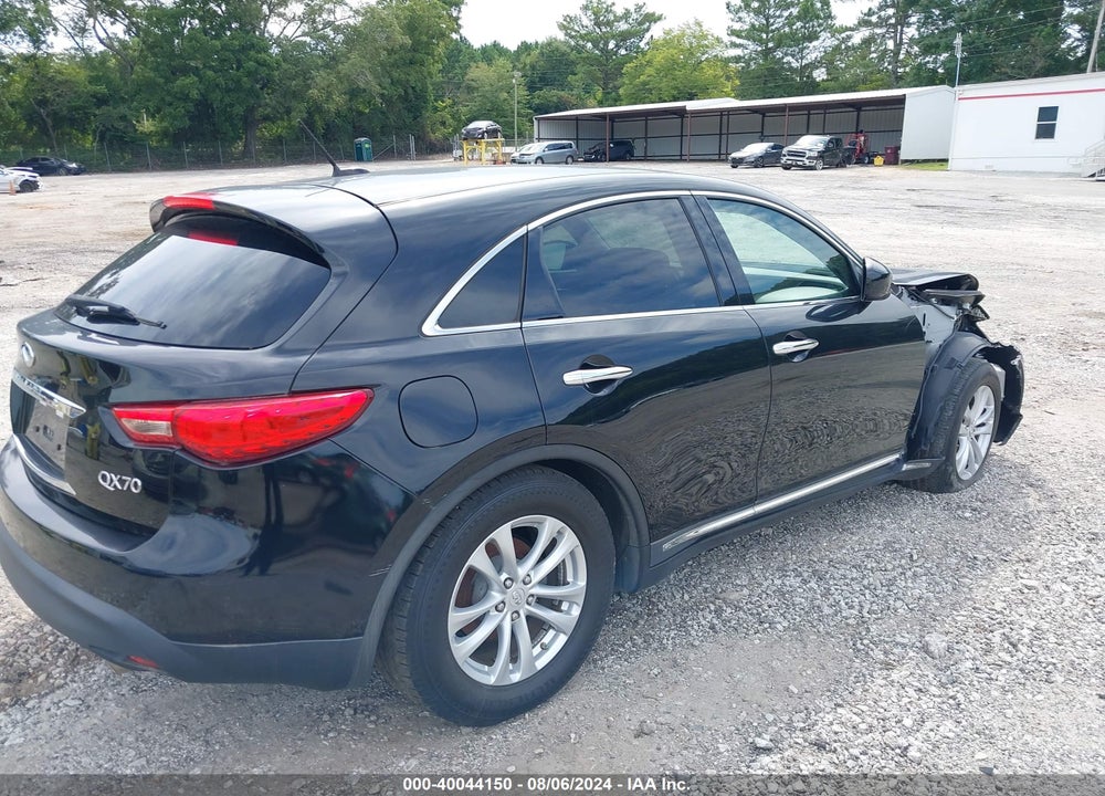 2016 INFINITI QX70 VIN: JN8CS1MW3GM751371