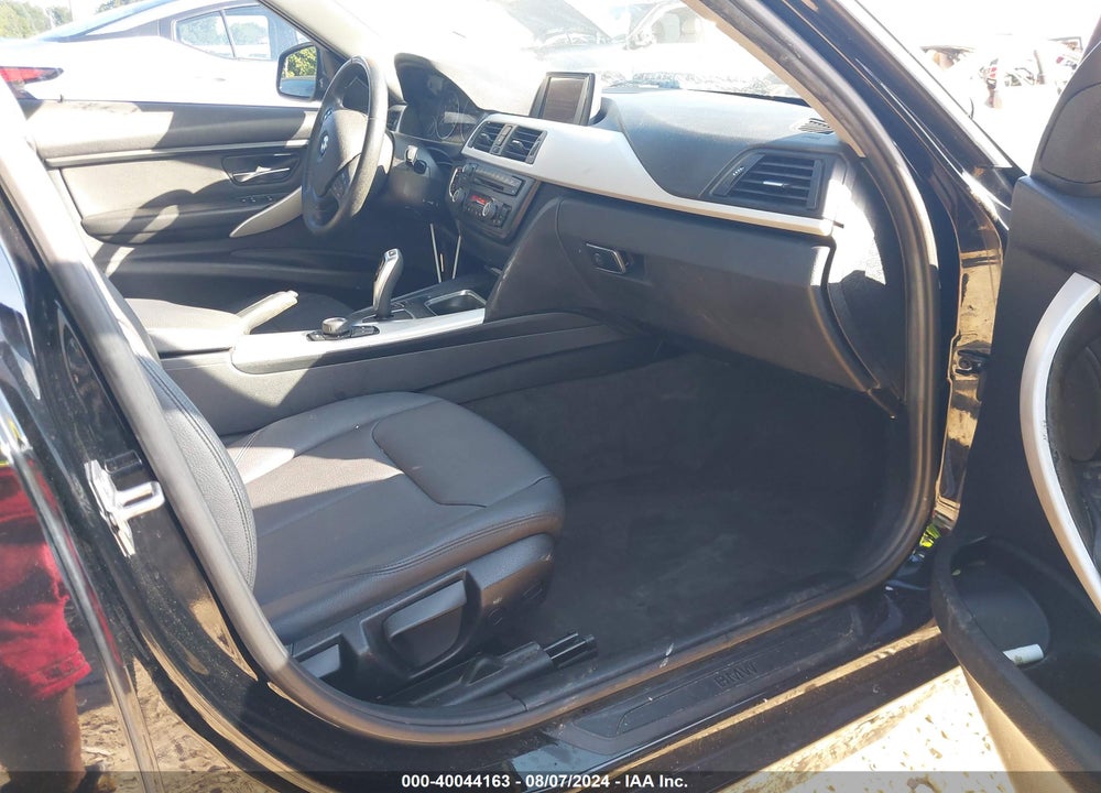 2015 BMW 320I VIN: WBA3B1C56FK136034