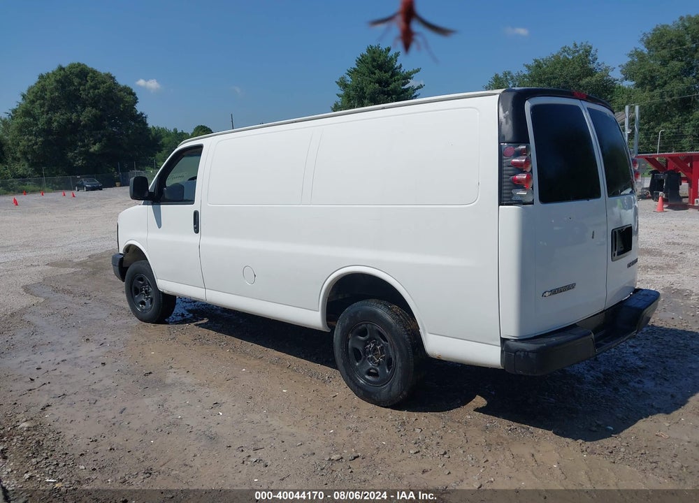 2003 CHEVROLET EXPRESS VIN: 1GCFG15X831187164