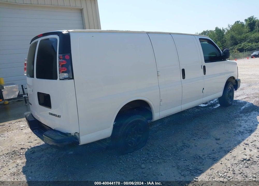 2003 CHEVROLET EXPRESS VIN: 1GCFG15X831187164