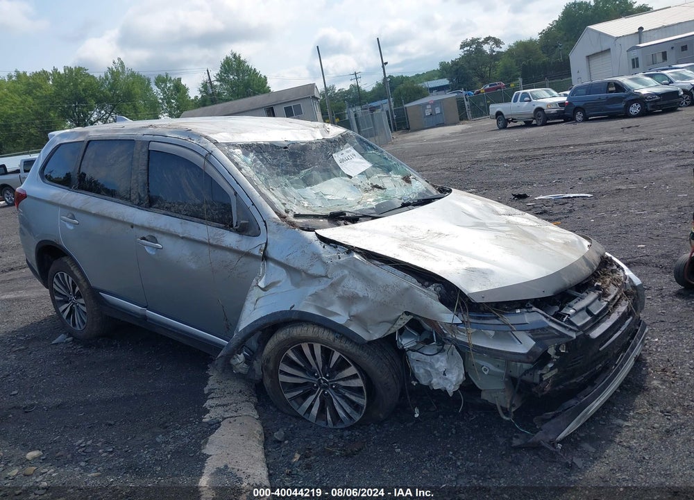 2020 MITSUBISHI OUTLANDER ES 2.4 S-AWC VIN: JA4AZ3A3XLZ006872