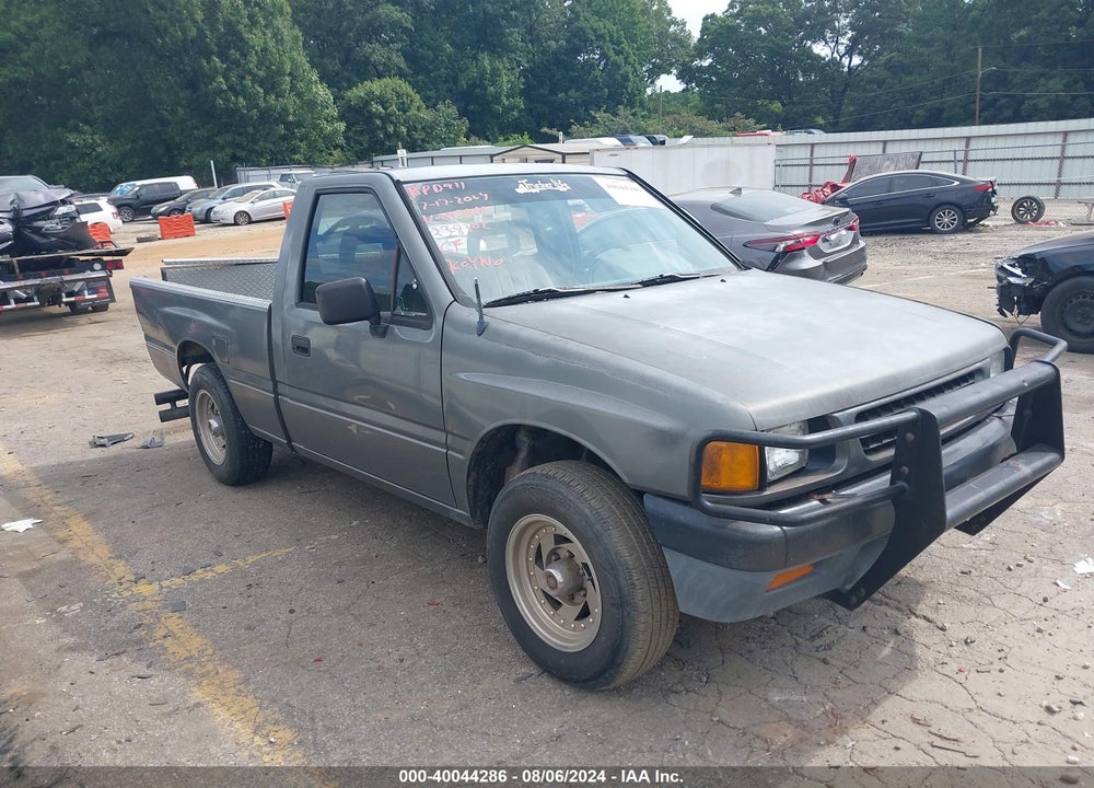 1992 ISUZU CONVENTIONAL SHORT WHEELBASE VIN: 4S1CL11L7N4217461