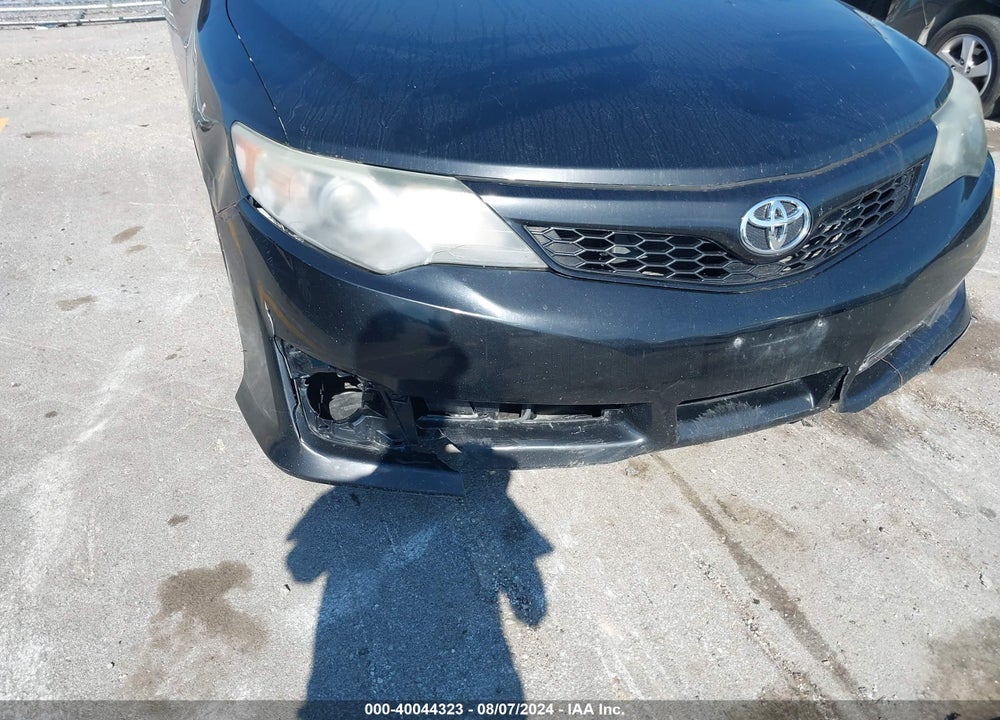 2013 TOYOTA CAMRY SE VIN: 4T1BF1FK5DU282622