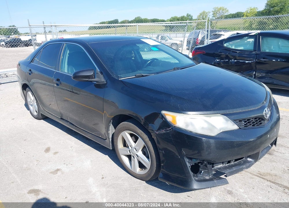 2013 TOYOTA CAMRY SE VIN: 4T1BF1FK5DU282622