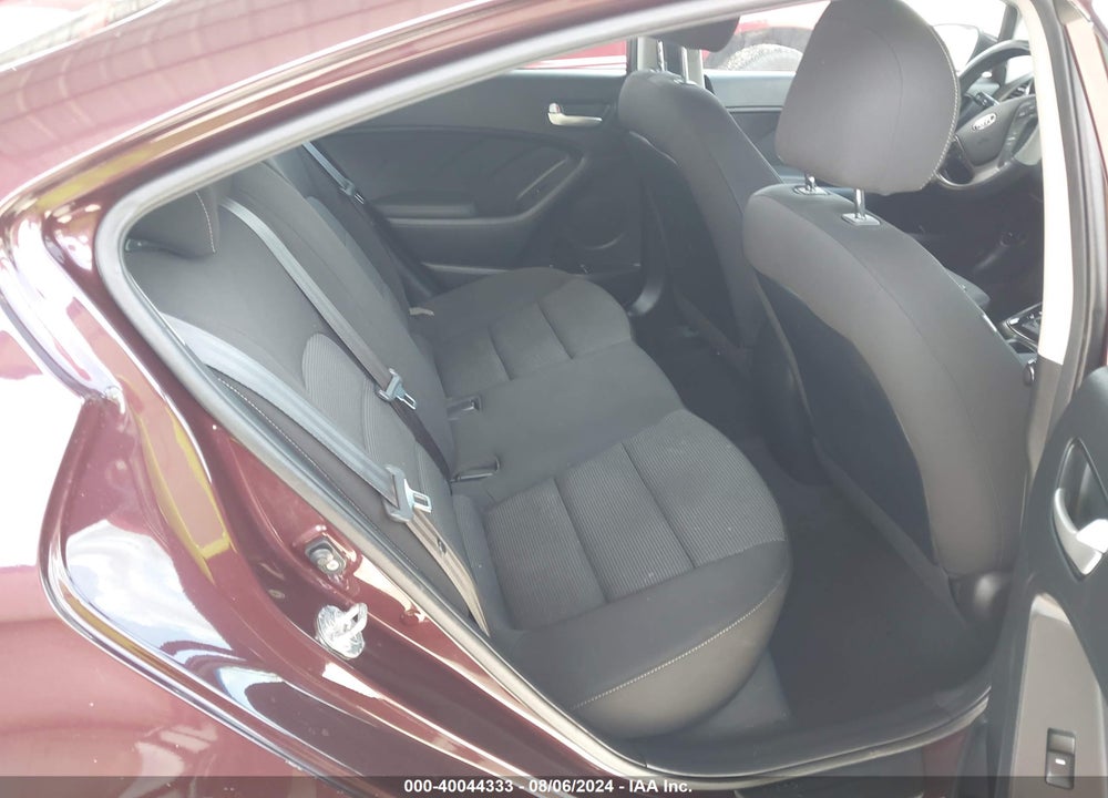 2018 KIA FORTE LX VIN: 3KPFK4A74JE169860
