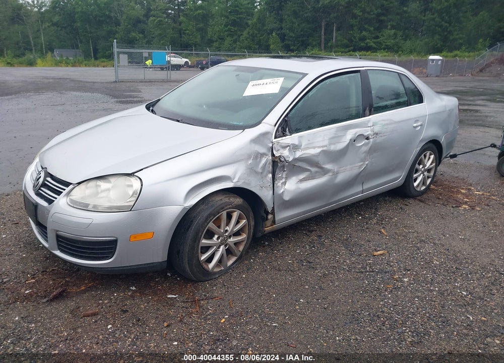 2010 VOLKSWAGEN JETTA SE VIN: 3VWRZ7AJ8AM007755