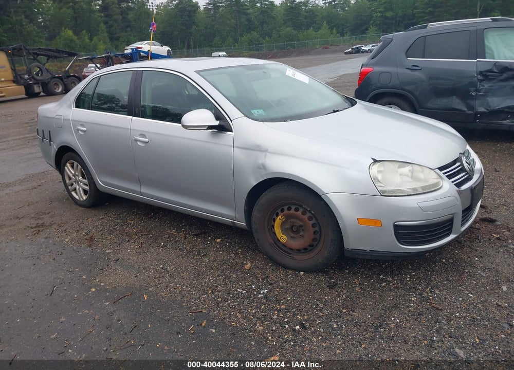 2010 VOLKSWAGEN JETTA SE VIN: 3VWRZ7AJ8AM007755
