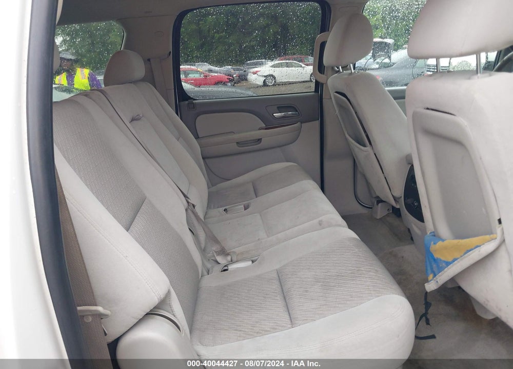 2009 CHEVROLET SUBURBAN 2500 LT1 VIN: 1GNGK56K29R227043