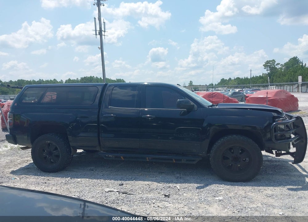2018 CHEVROLET SILVERADO 1500 LT VIN: 1GCRCREC4JZ160000