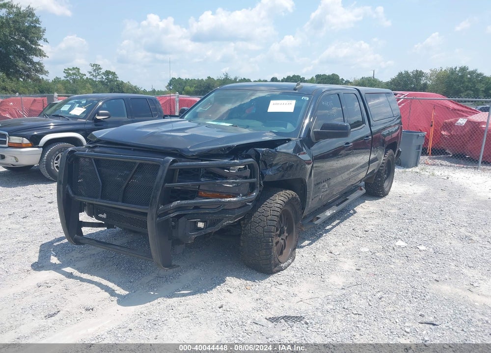 2018 CHEVROLET SILVERADO 1500 LT VIN: 1GCRCREC4JZ160000