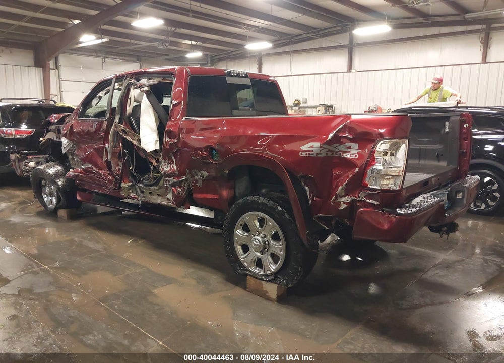 2018 RAM 2500 BIG HORN 4X4 6'4 BOX VIN: 3C6UR5DL8JG348089