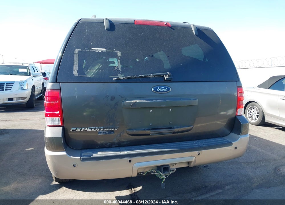 2005 FORD EXPEDITION EDDIE BAUER/KING RANCH VIN: 1FMFU18505LA98372
