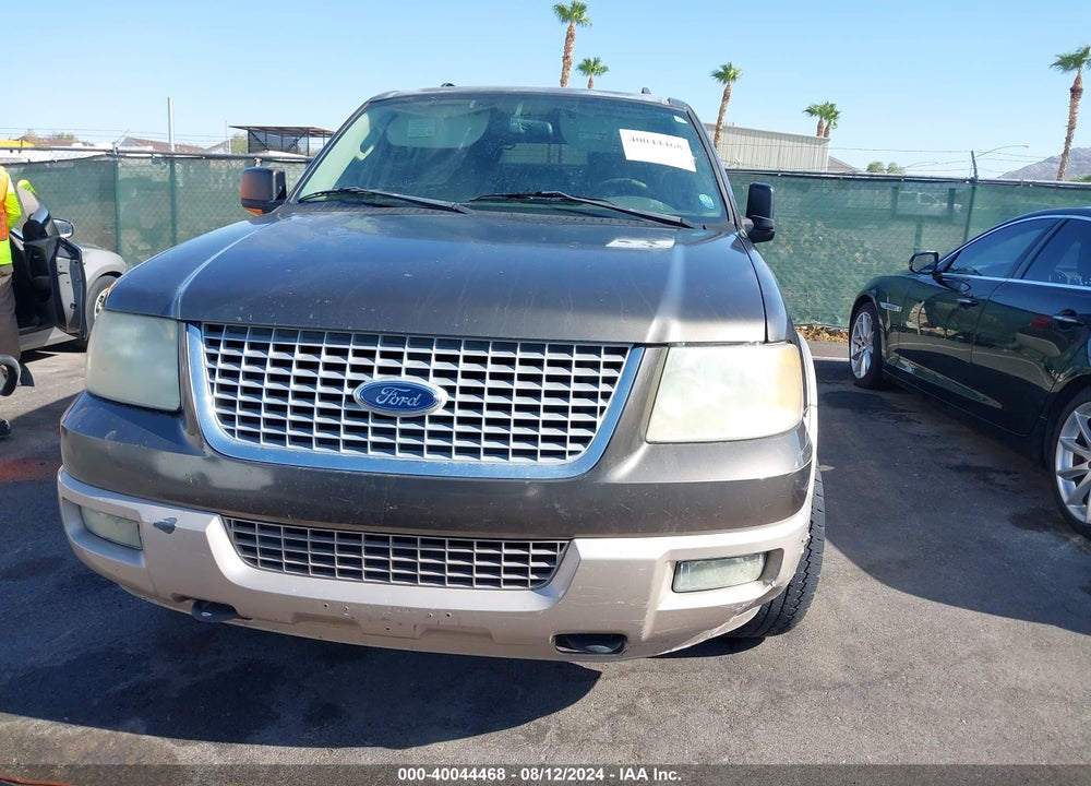 2005 FORD EXPEDITION EDDIE BAUER/KING RANCH VIN: 1FMFU18505LA98372